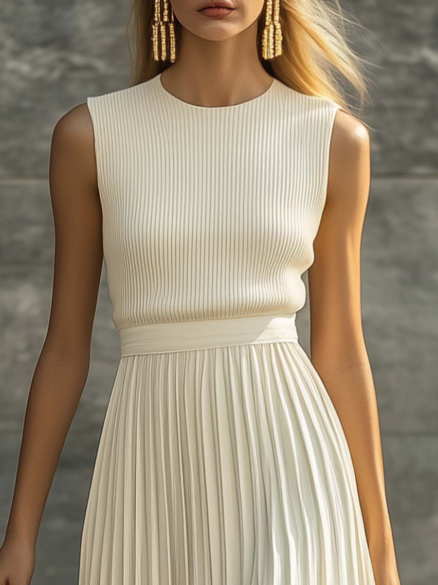 Elise | Elegant Sleeveless Pleated A-Line Maxi Dress
